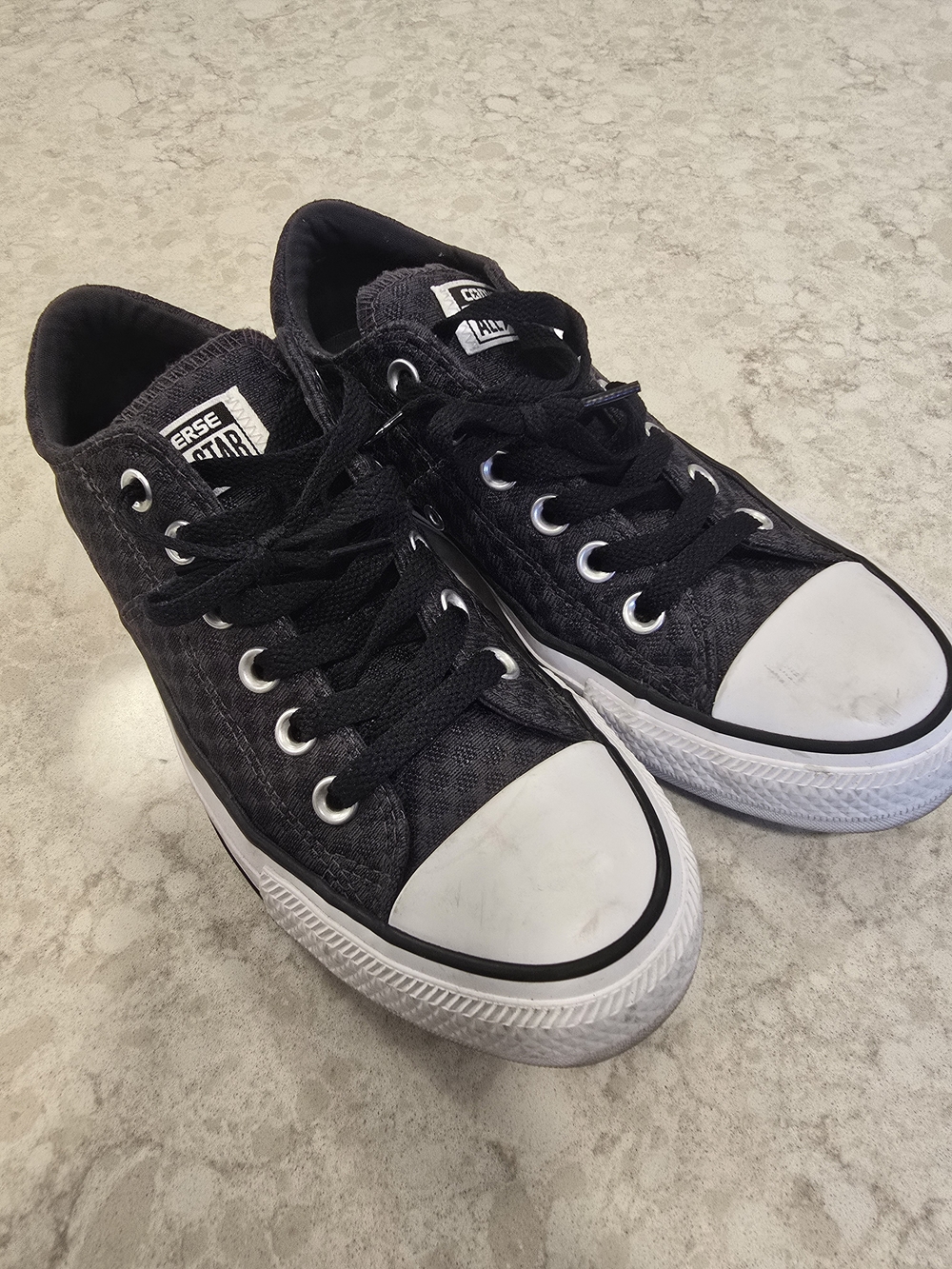 Womwn's Converse Black & Gray Low Top Canvas Sneakers